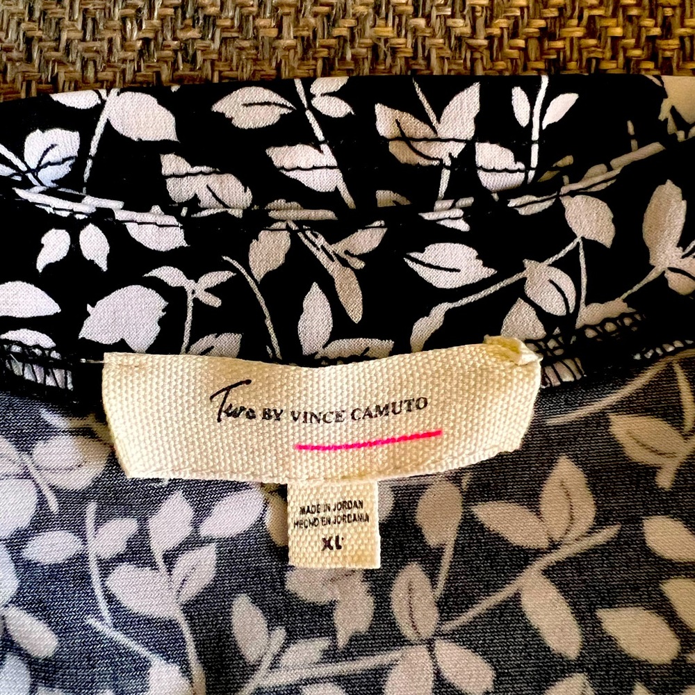 Two by Vince Camuto Blouse